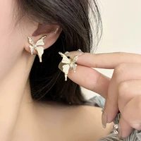 Boucles d'oreilles papillon en émail pour femmes, couleur blanche, Animal, nouvelle tendance, amour coréen, esthétique, vie quotidienne, bijoux minimalistes 5