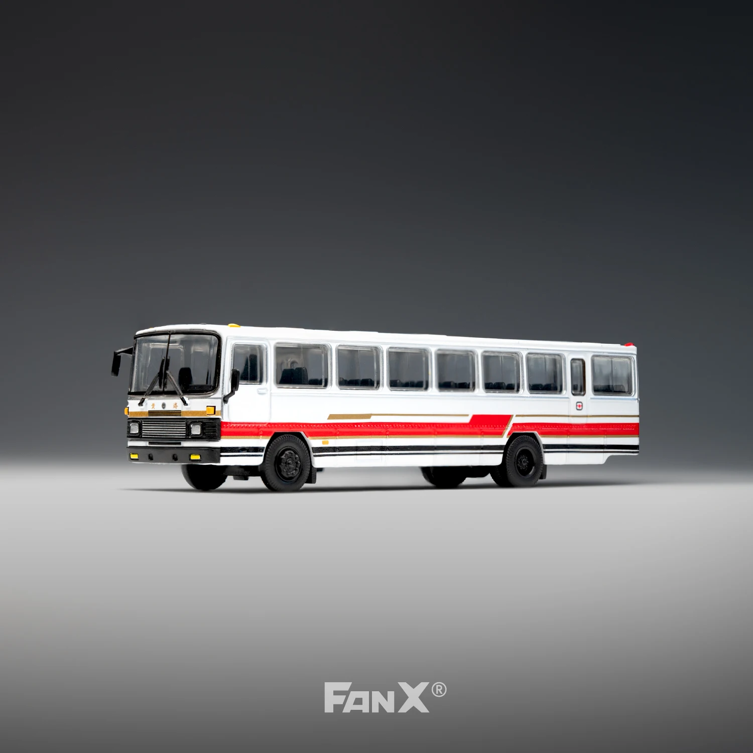 FanX 1:110 DD680G  01-6 Yellow Sea bus Dandong Yellow Sea red black gold model car