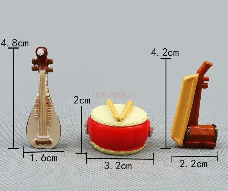 模擬ミニチェロ、バイオリン、ピアノ、楽器モデル、人形、漫画、マイクロ風景、ケーキオーナメント