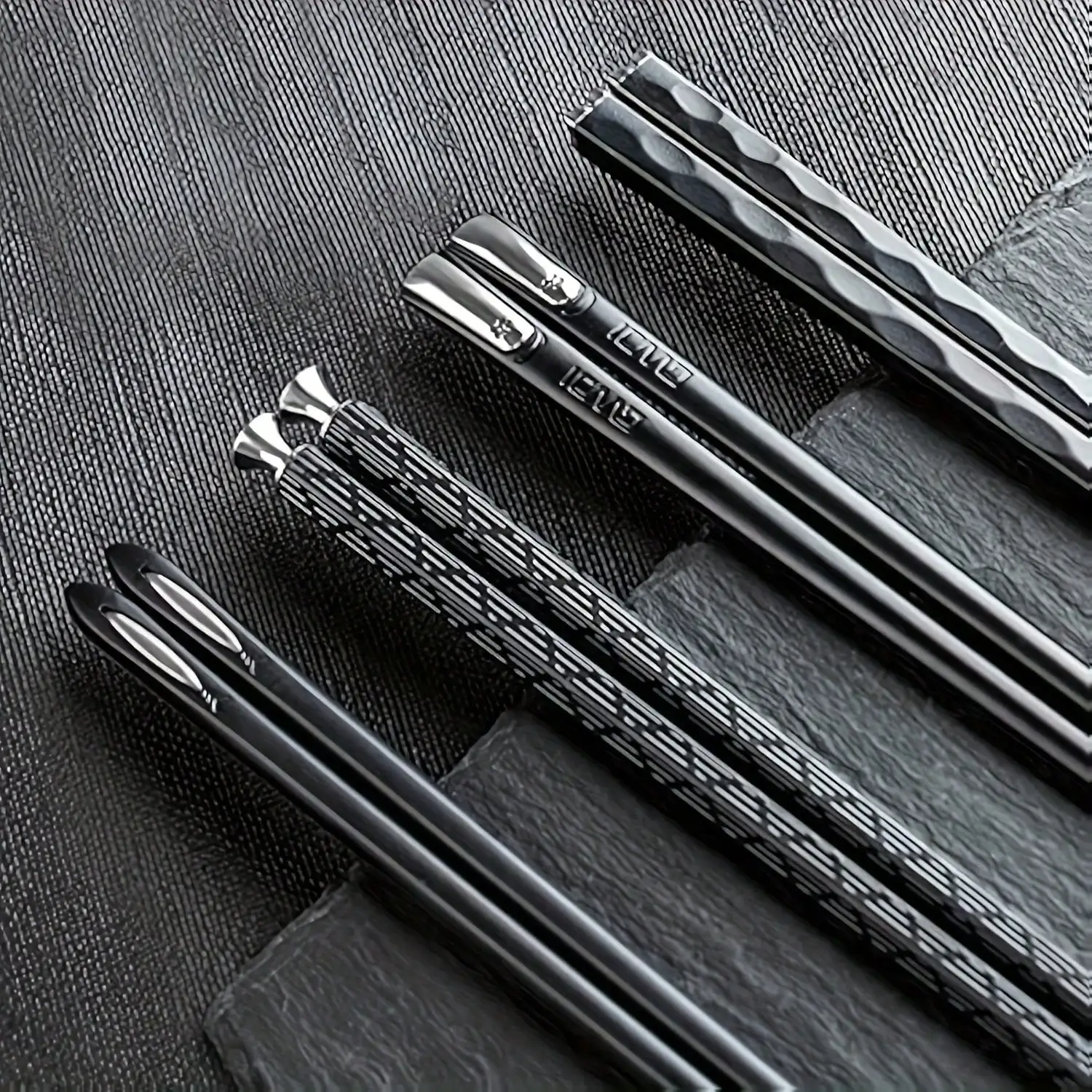 5Pack Alloy Chopsticks Set Durable Heat Resistant High Hardness Fiberglass Polymer Reusable Tableware for Home Restaurant Use