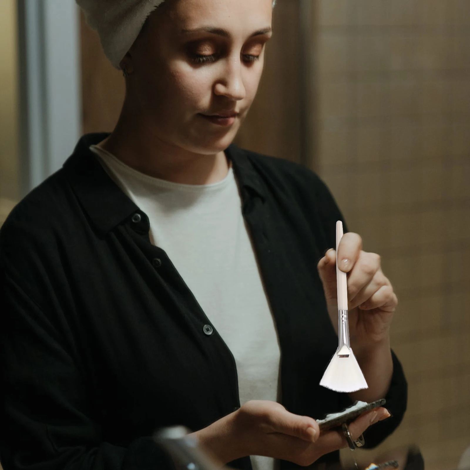 

4Pcs Face Mask Applicator Brush Reusable Nylon Brush for Clay Mud Facial Masks Ergonomic Handle Even Coverage Portable Design