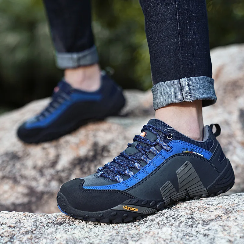 2024 High quality Men\'s Trekking Shoes Genuine Leather Men Women Hiking Shoes Outdoor Waterproof Sport Climbing Men Sneakers