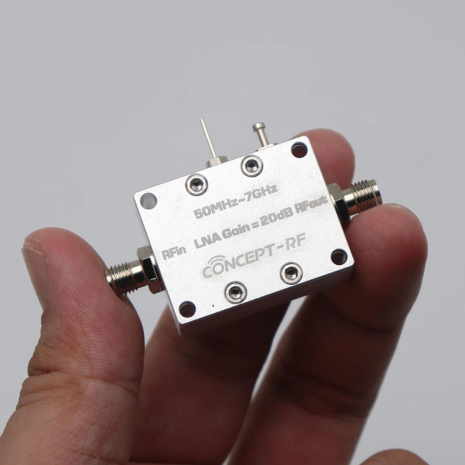 50MHz‑6GHz Broadband Ultra Low Noise LNA Amplifier 20‑40dB NF=0.4dB for SDR Radio Receiver System AM/FM/MW RF Signal DriverBoard