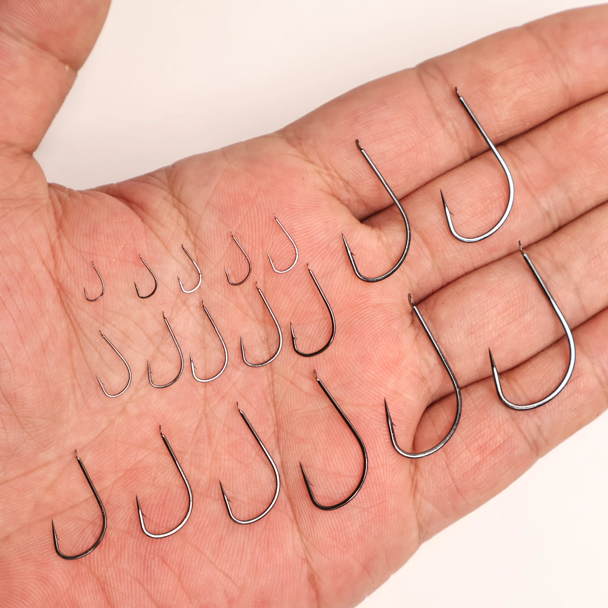 50 Stück Flussangelhaken aus Kohlenstoffstahl mit feinem Schaft, geeignet für Insektenköder mit Widerhaken, ideal für Fluss- und Fliegenfischen. – Detail 2
