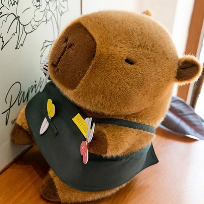 かわいいサロンテーマのカピバラぬいぐるみ、キュートなアクセサリー付き、柔らかいぬいぐるみ、漫画風人形、流行のぬいぐるみ、家の装飾に最適なギフト