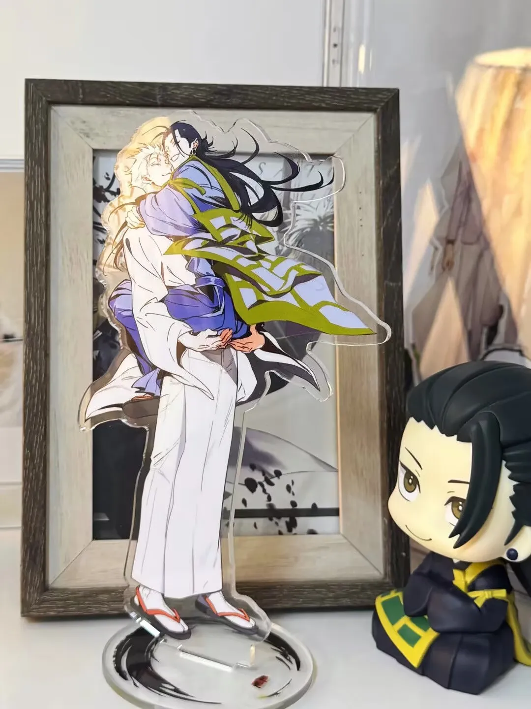 

Jujutsu Kaisen «Gojo Satoru Yujie» Пять летних акриловых стоячих знаков Периферийные устройства Doujinya домашний демонстрационный подарок