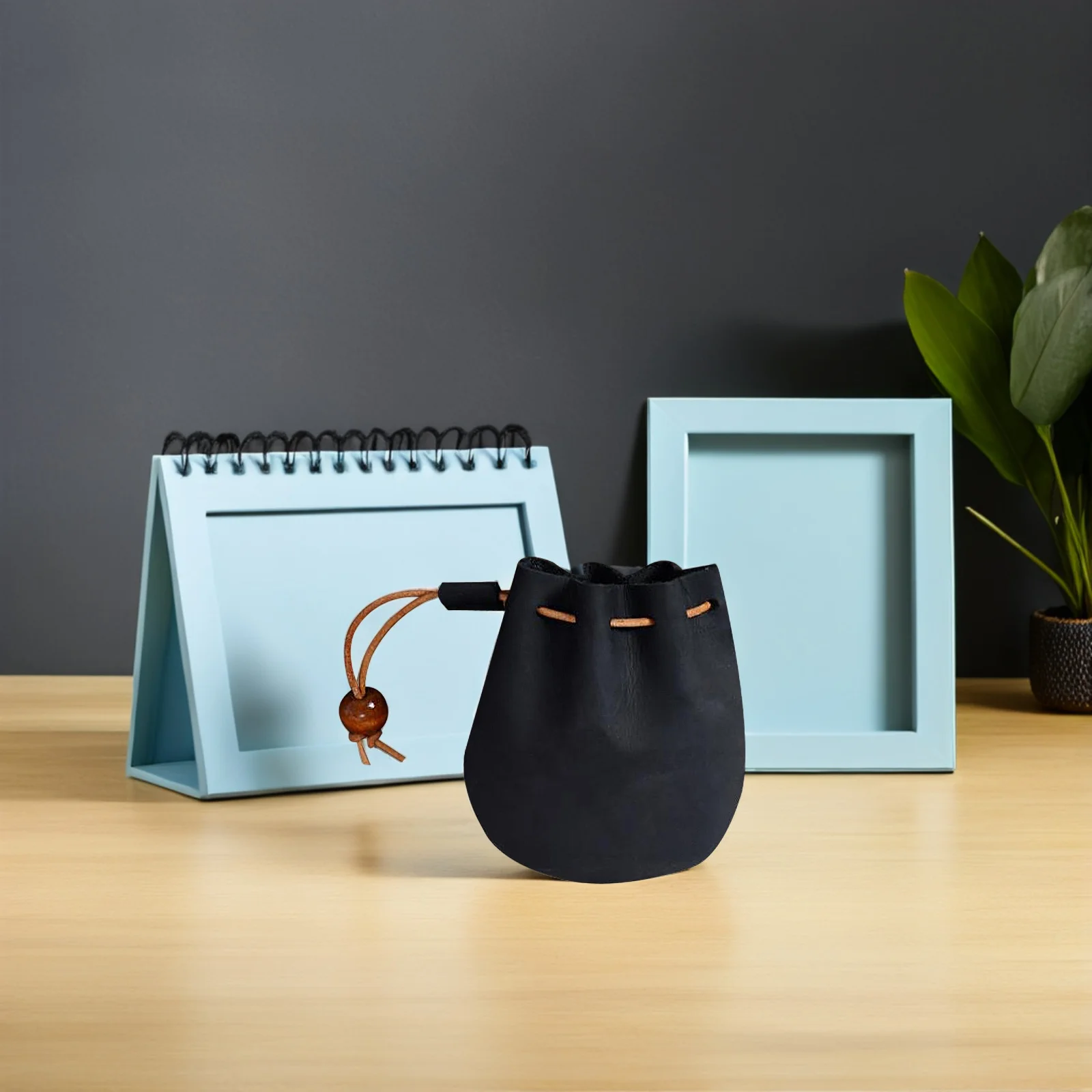 

Mini Black Vintage Coin Purse Slim Simple Change Bag Small Key Pouch Lightweight Stylish Organizer for Travel Everyday