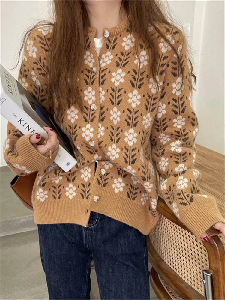 Colorfaith SWC9183JX New 2023 Vintage Wild Floral Korean Fashion Knitting Cardigans Women Autumn Winter Elegant Sweaters Tops