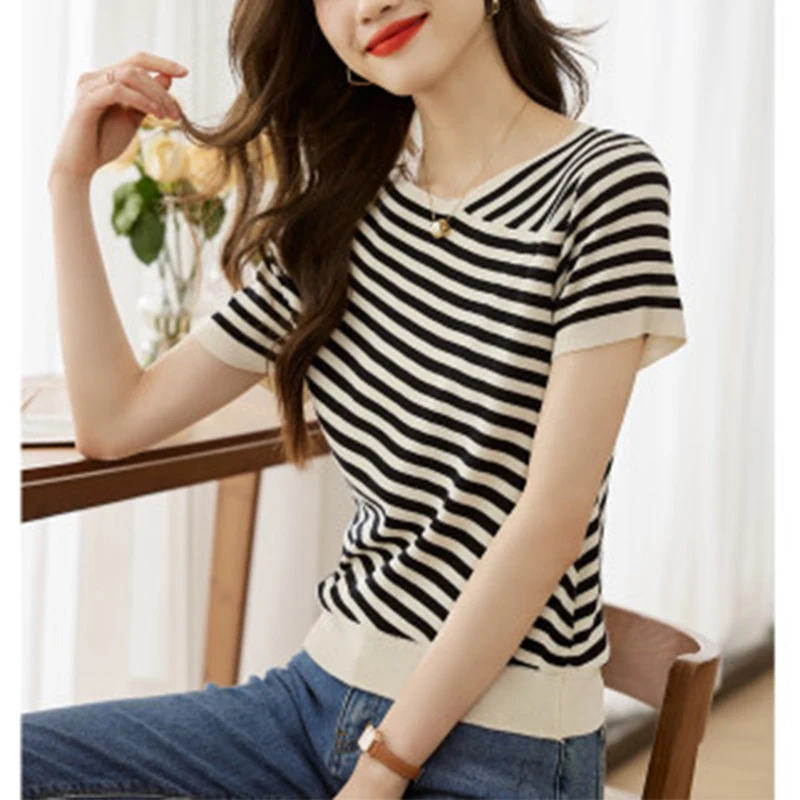 Summer Fashion Vintage Striped Printed Knitted T-shirt Female Short Sleeve Loose Casual All-match Pullover Tee Women V-neck Tops