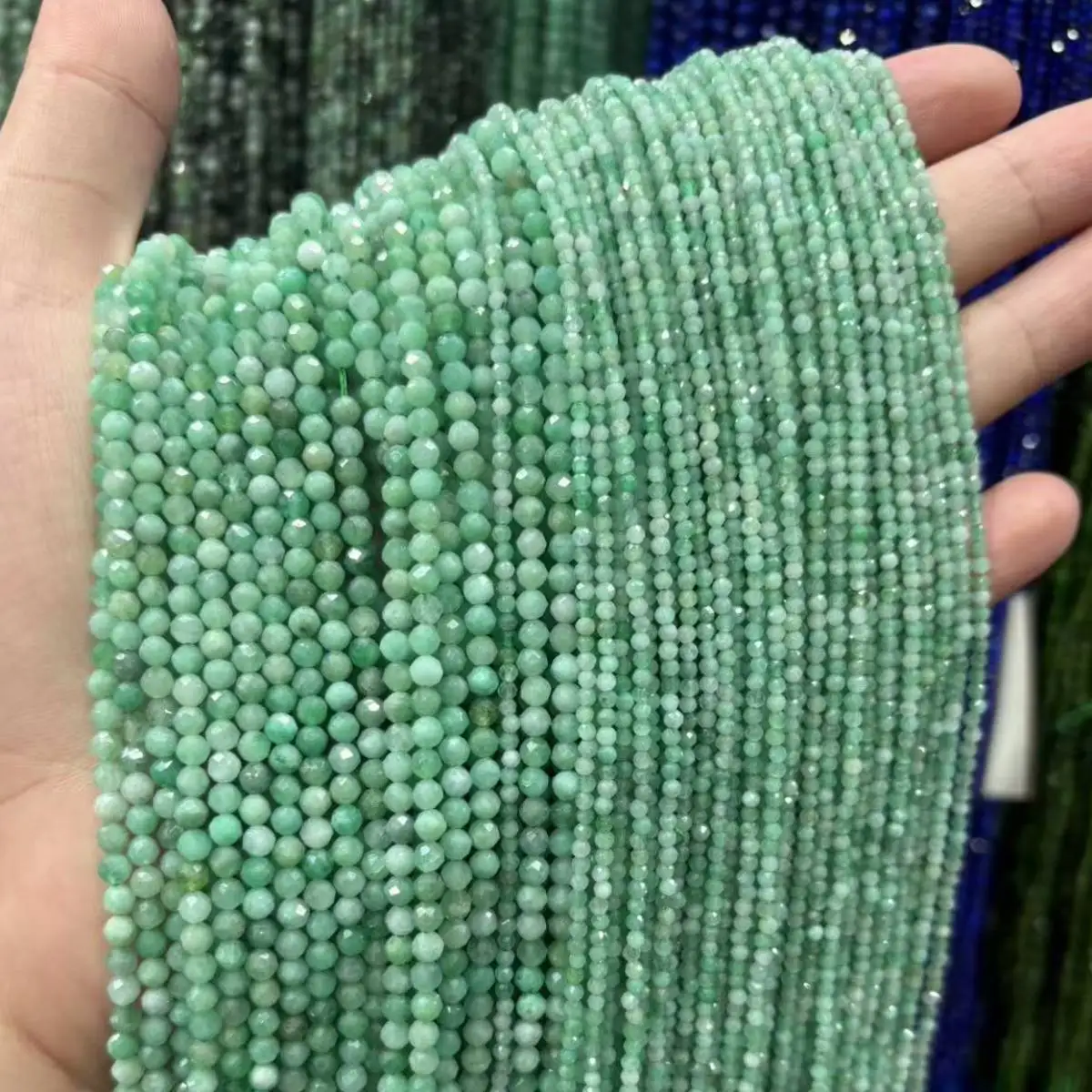 100% Natural Stone Beads AAAAA Small Faceted Emerald Loose Beads 2 3mm Gemstone For Bracelet Necklace Jewelry Earrings Making