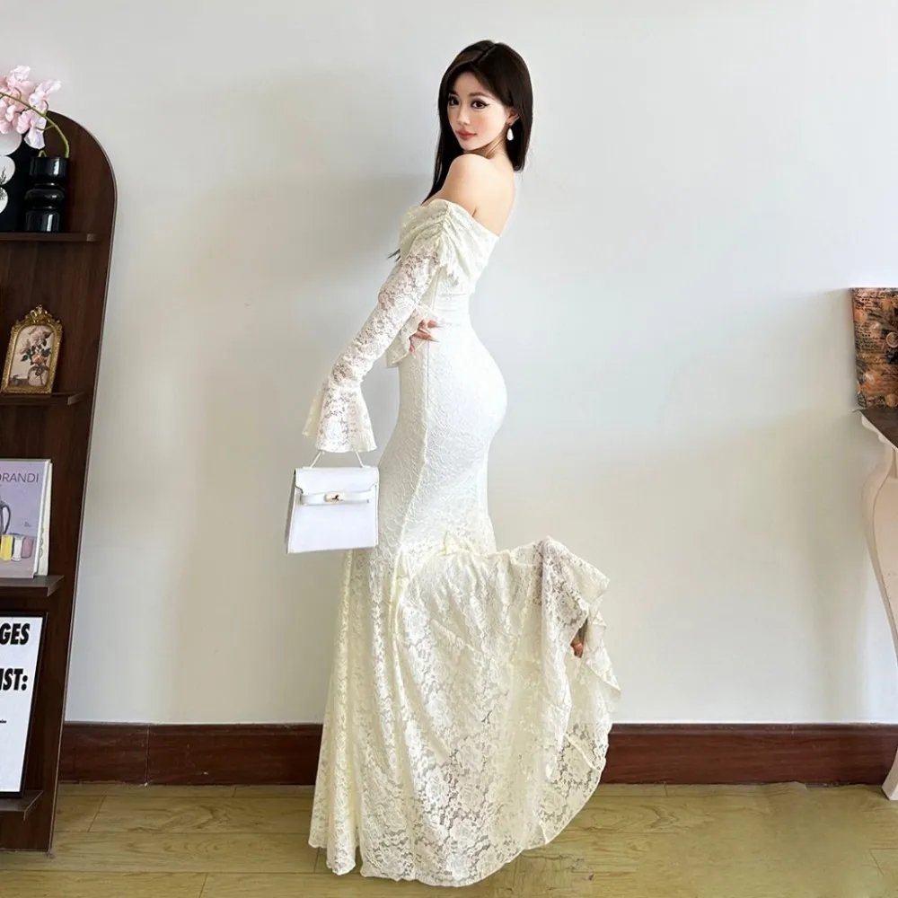 SylCue シャーリングエレガントロングドレス女性スラッシュネックバックレスレースパッチワークフレアスリーブミッドナイトプロムパーティースキニー Vestidos