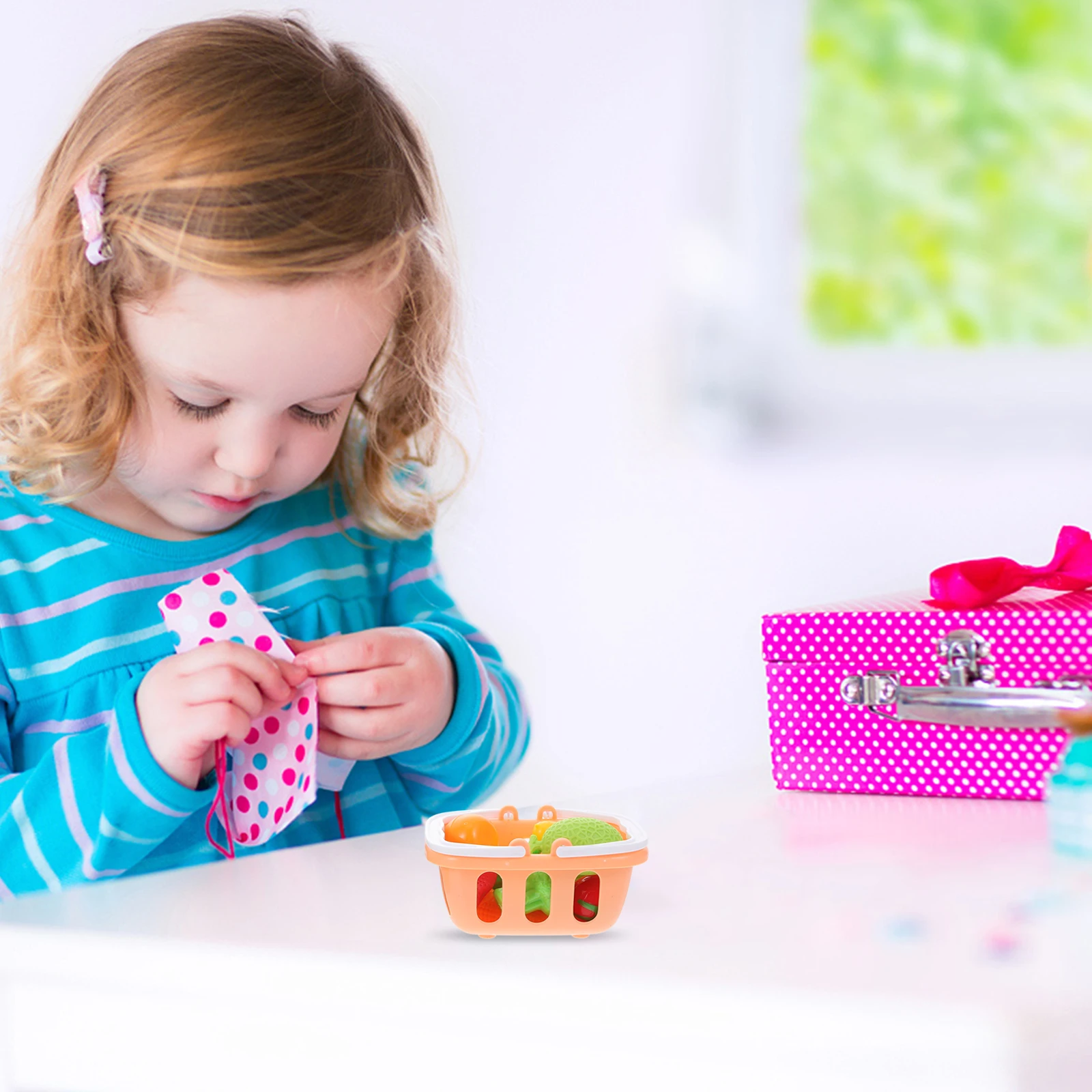 2 Sets simulierter Gemüse- und Obst-Einkaufskorb, Kleinkind-Spielzeug, Rollenspiel, gefälschte Kinderküche, Kunststoff, Mini-Kind