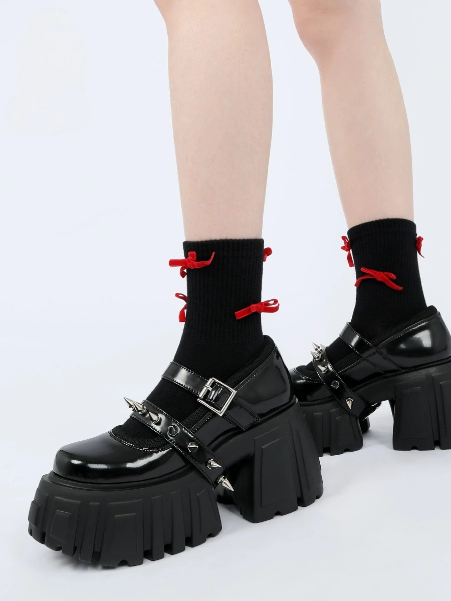 

Metal Punk Style Lolita Single Shoes Elevated Gothic Leather Shoes Retro Black Round Toe Cool Fashion Single Shoes