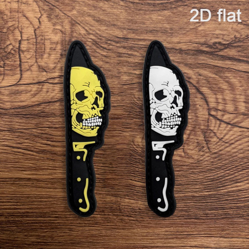 1Pc Dual-Color Skull-Shaped 2D Flat Luminous Effect Pvc Patch with Clear Color Boundaries, Wear-Resistant, Non-Fading, Includes Hook and Loop Fastener, Comes with a Loop Surface, Trendy Outdoor Backpack, Tactical Vest, Motorcycle Jacket, Personalized Decorative Patch