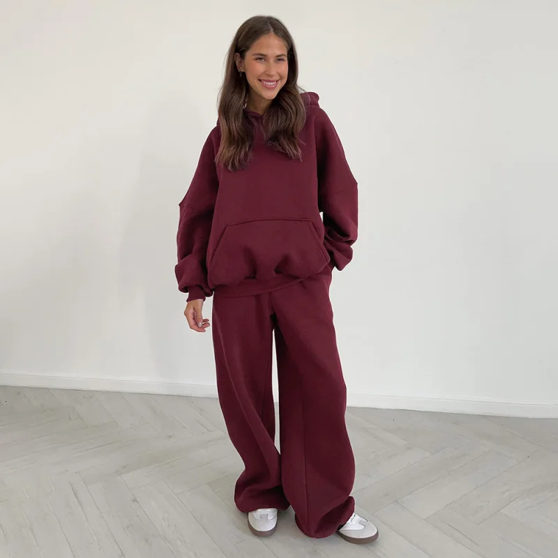 ชุดเสื้อฮู้ดสไตล์ยุโรปและอเมริกา ประจำฤดูใบไม้ร่วง-ฤดูหนาว ปี 2025 พร้อมกระเป๋าเสื้อ กางเกงขายาวทรงกว้าง ชุดลำลองสำหรับผู้หญิง