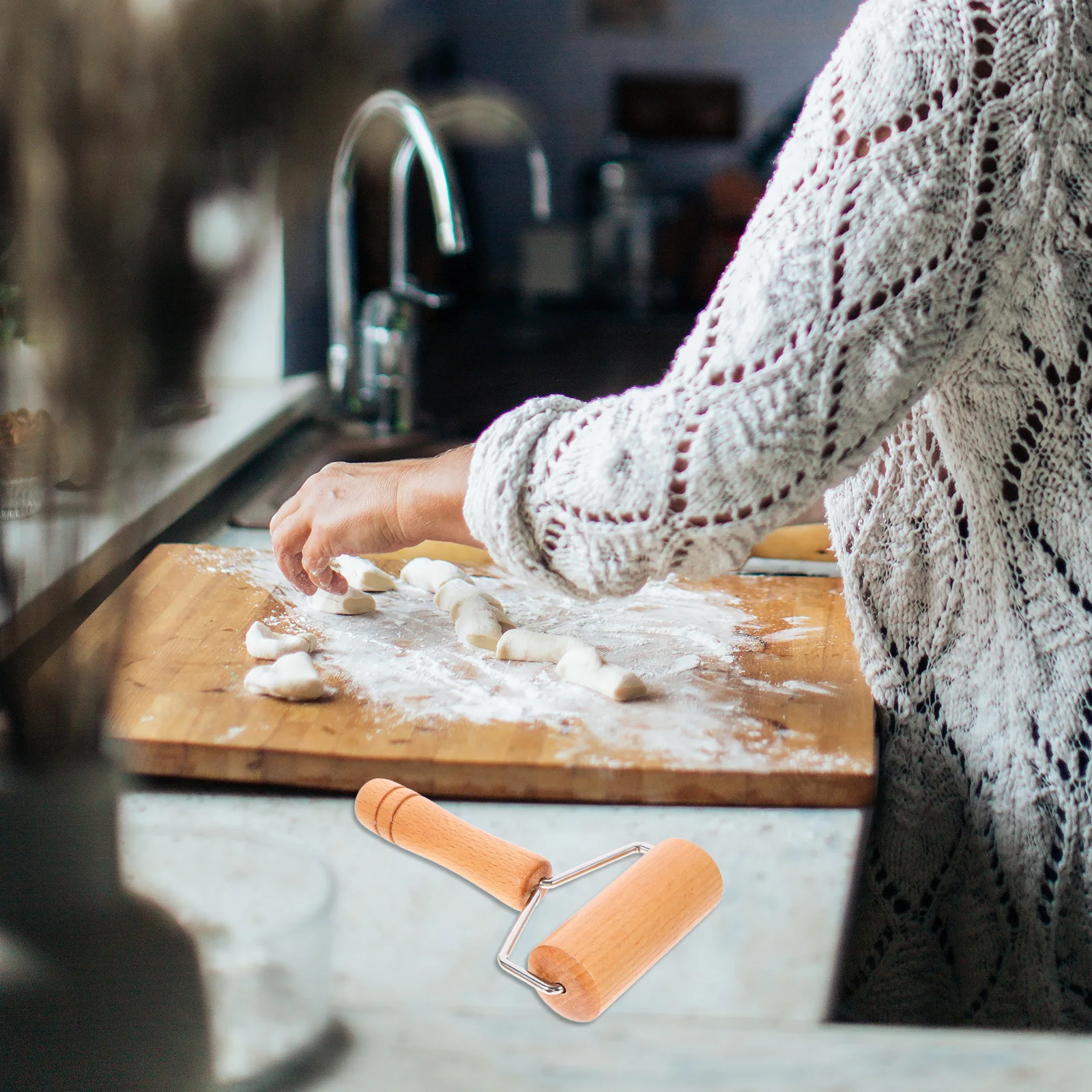 

2pcs Handheld Wooden Rolling Pin For Baking Pastry Pizza Dough Fondant Making Reusable Kitchen Tool Household Dough