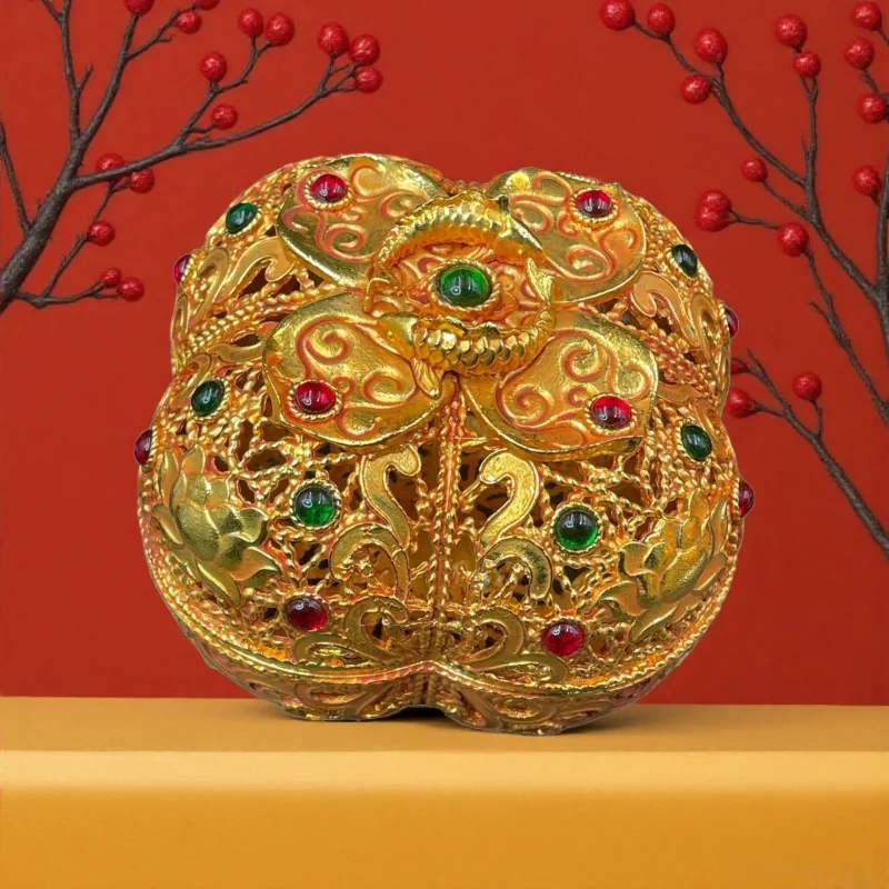 nuevo-y-exquisito-adorno-decorativo-artesanal-de-estilo-antiguo-tallado-hueco-con-forma-de-trebol-de-cuatro-hojas-y-diseno-floral-de-doble-pez