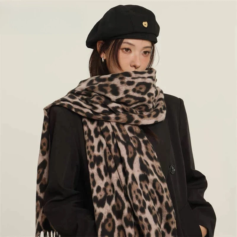 

Зимний шарф с леопардовым принтом для женщин, теплый модный платок, удобная накидка, универсальная шаль