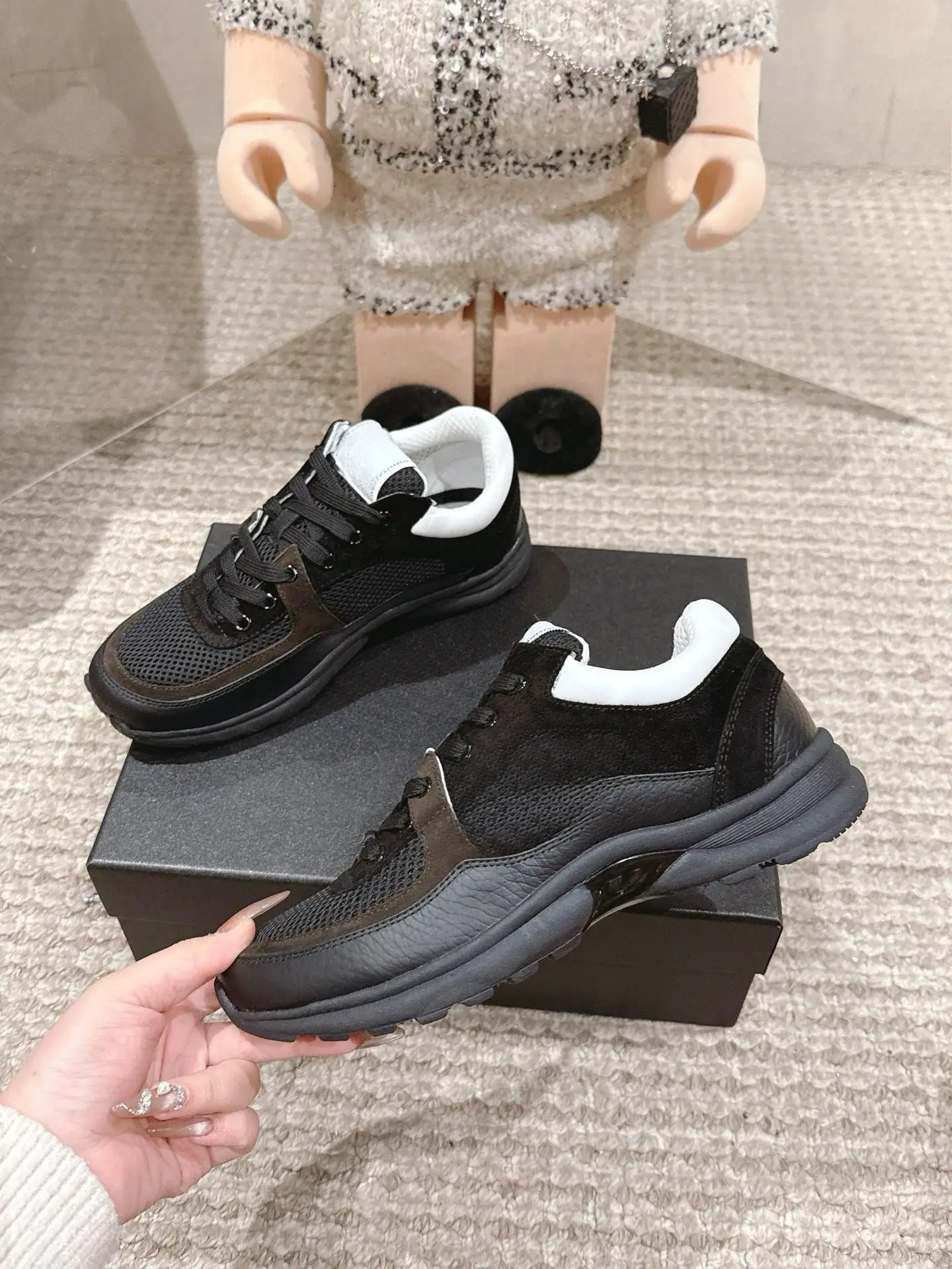 Chaussures de skate unisexes à semelle épaisse, augmentant la hauteur, de style classique, de couleur unie, décontractées, légères et respirantes, idéales pour les couples, pour les déplacements en extérieur, pour les étudiants, chaussures de skate flexibles en caoutchouc, grandes tailles, chaussures de sport.