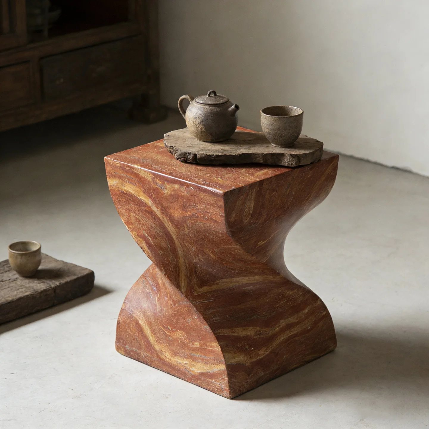 Modern simple imitation red travertine high-grade magnesium mud edge few creative living room irregular design coffee table TV c