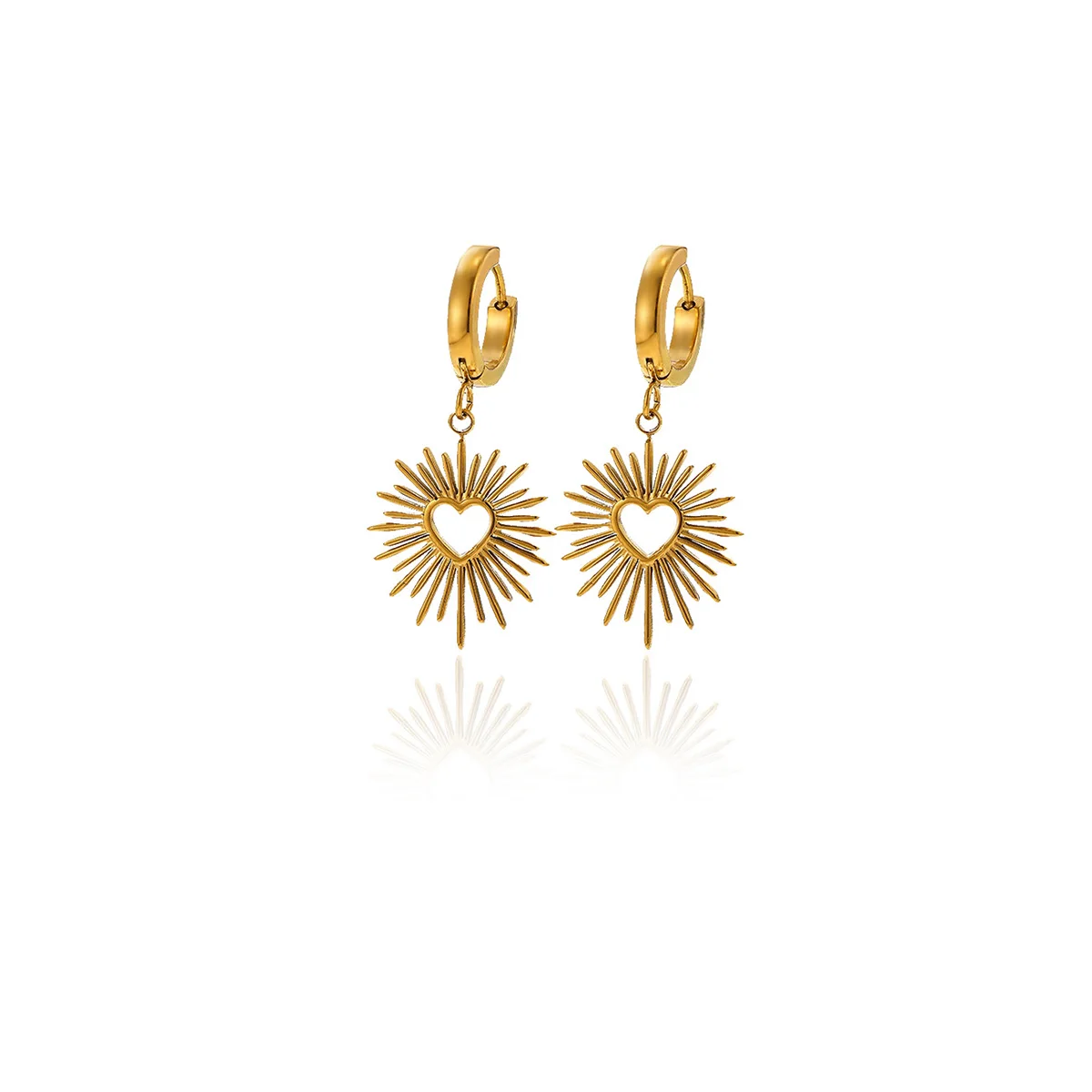 Goldfarbene Edelstahl-Ohrringe mit Sonnenstrahlen-Herz-Design, hohle Sonnen-Ohrringe, Huggie-Creolen, ästhetischer Schmuck, Geschenk für Damen – Detail 7