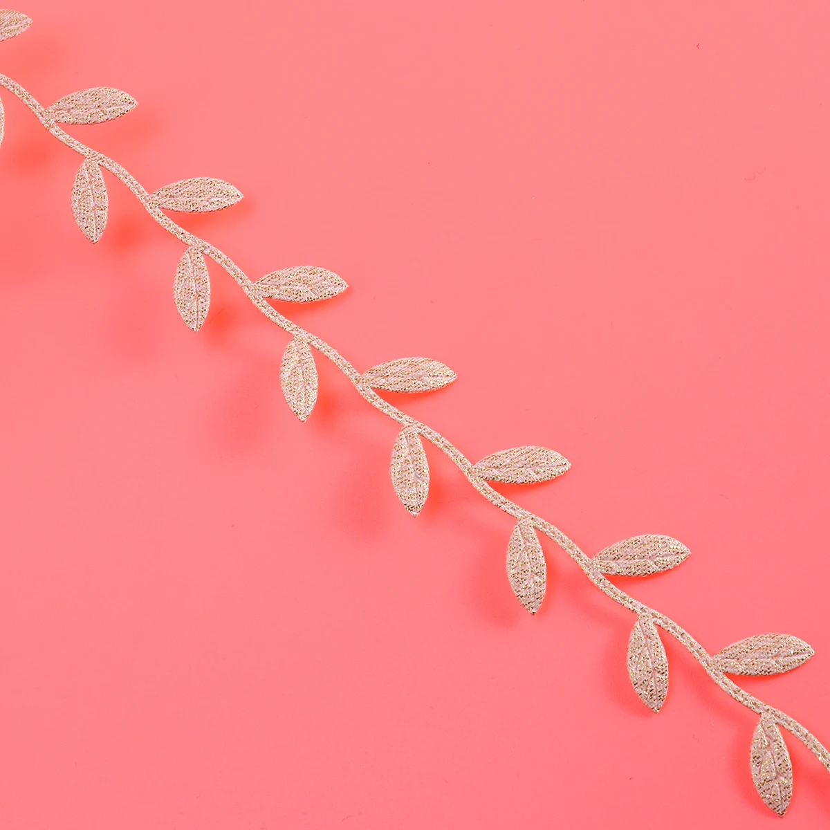 

15m Leaves Pattern Silk Ribbon Gift Wrap Wedding Party Decoration Craft Bow Floral Arrangement Accessory Gift Ribbon