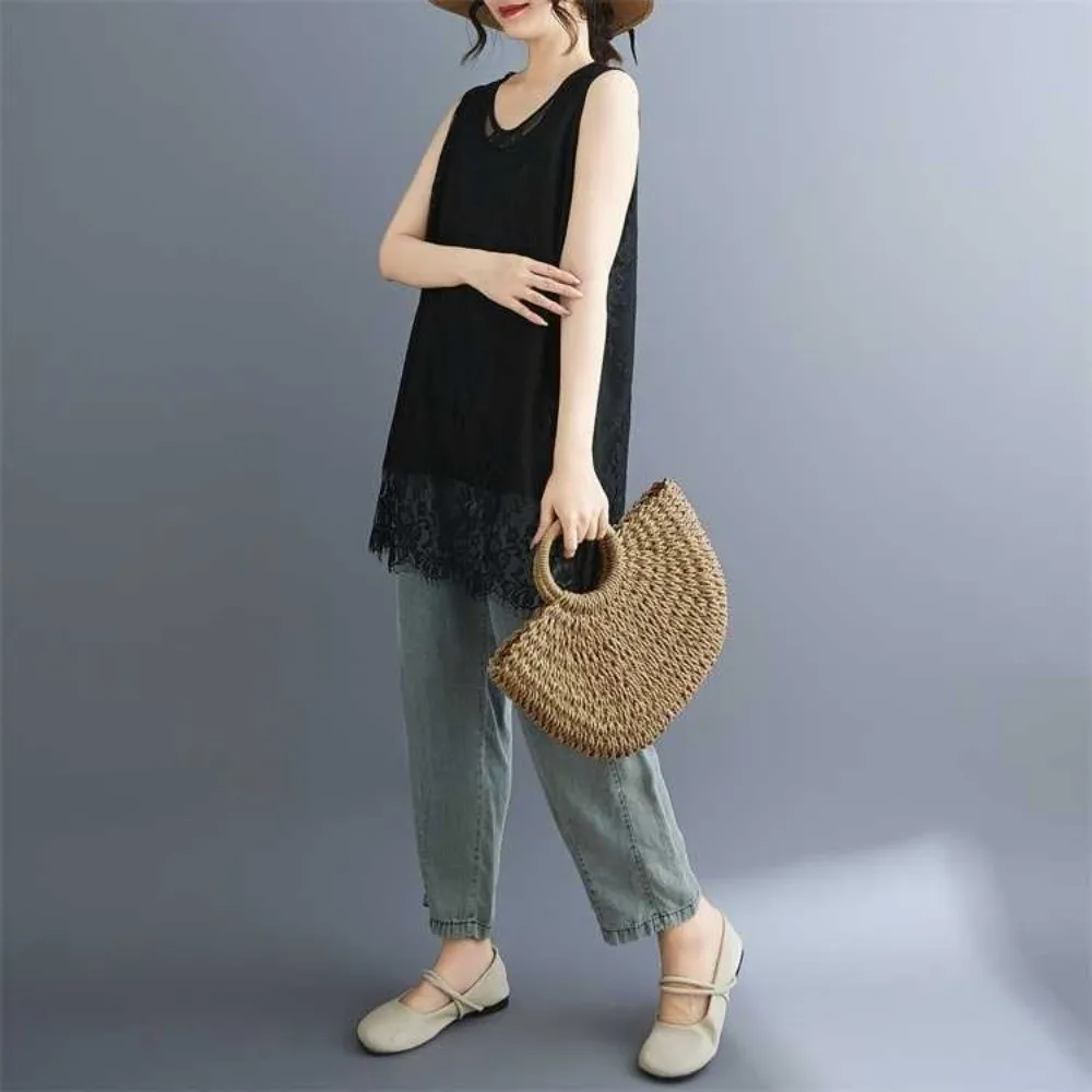 Fashion Lace Trim Vest Mid Length Solid Tone Loose Fit Blouse Wide Size Slimming Effect Plus Size Outfit Cafe Meet Gather