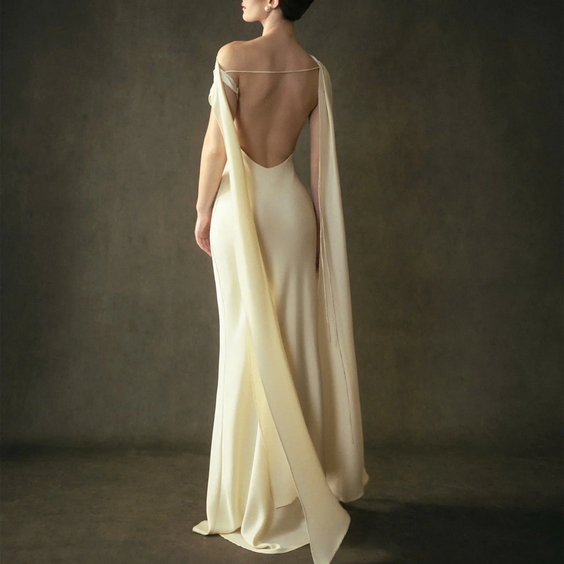 LOVE Elegent Satin Mermaid Wedding Dress High Neck Draped Sash Deep Backless Bridal Gown Pleated Waist for Church Beach Wedding