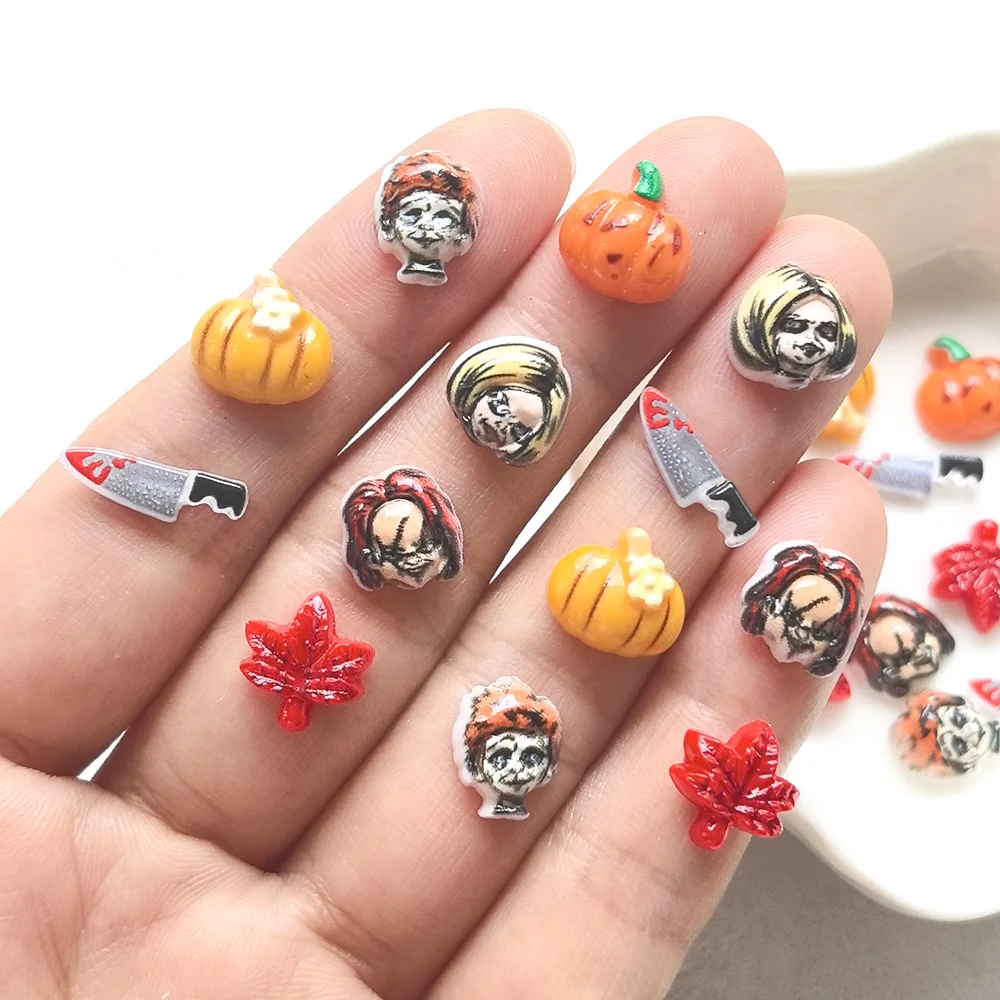 50 Stück 4-14MM Strass-Verzierte Harz-Halloween-Kürbis-Grimassen Nagelkunst-Zubehör Charms für DIY-Maniküre Nageldekoration – Detail 3