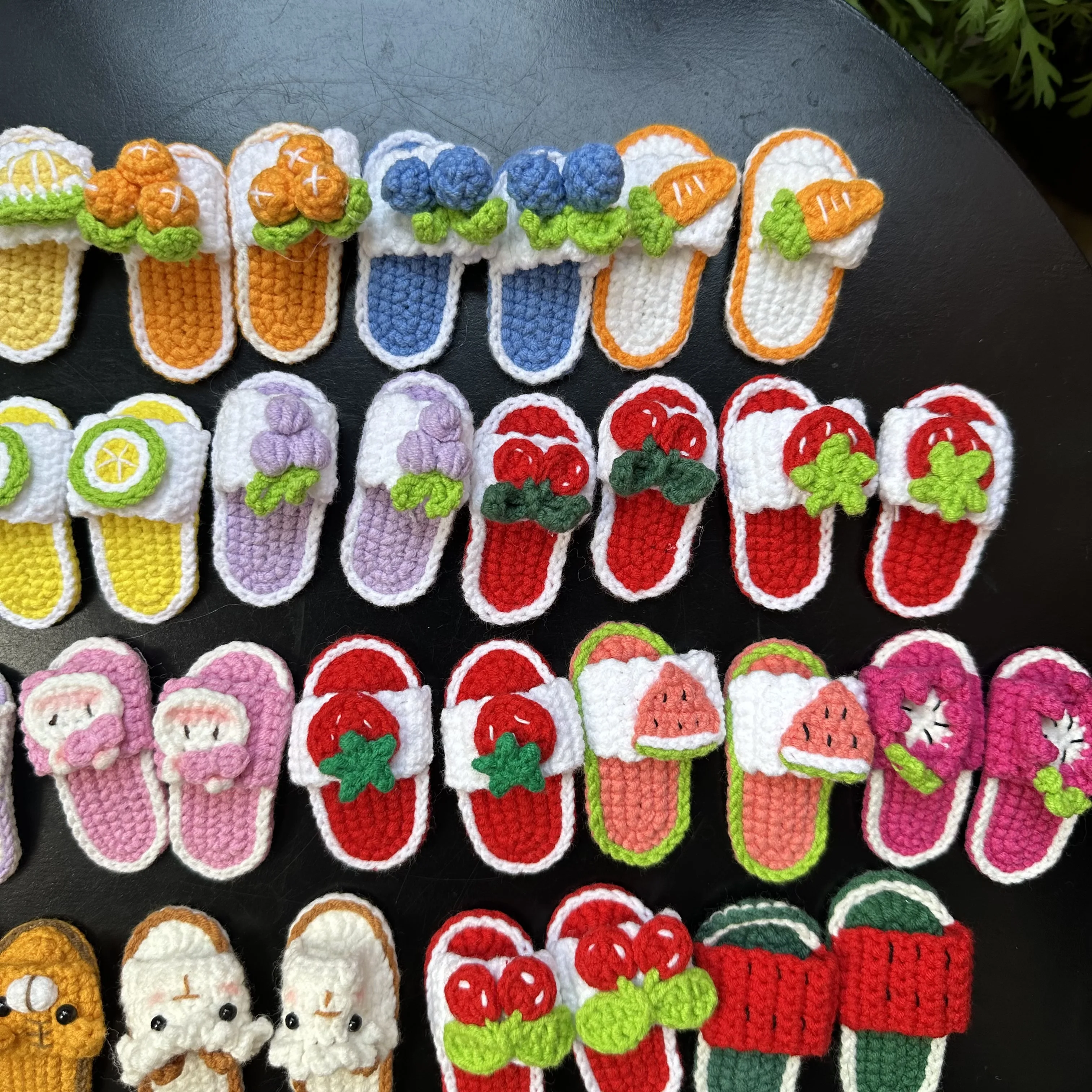 Handmade crochet Cartoon slippers wool knitting hairpin clip bb cartoon animal bangs clip hair accessories hand woven hairpin