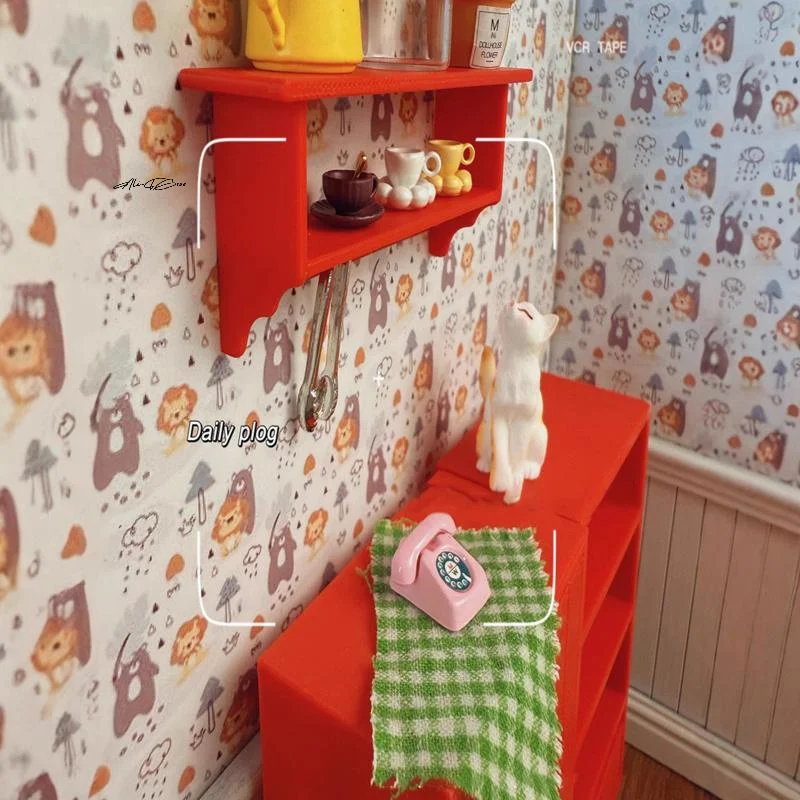 ミニチュアドールハウスキッチンウォールシェルフ、スパイスボトルと調味料ラック付き - ドールハウス用新聞装飾アクセサリー