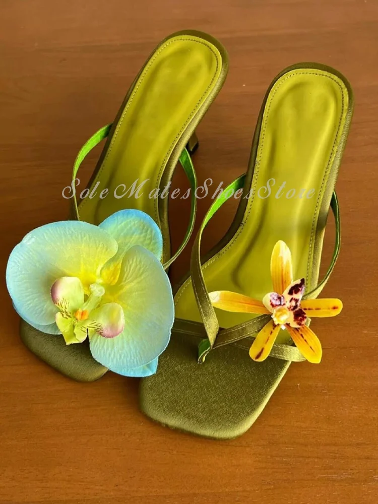 여름 광장 발가락 새틴 꽃 플립 플롭 수제 하이힐 핑크 꽃 샌들 여성 스틸레토 하프 슬립 드레스 신발 야외