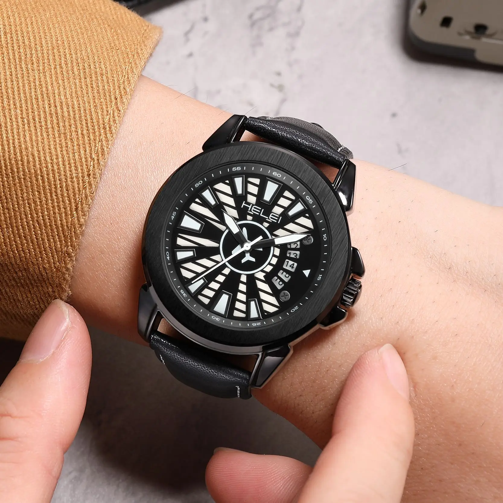 

New Mens Hands Waterproof Wristwatches Fashion Large Dial Calendar Leather Band Quartz Watch for Man