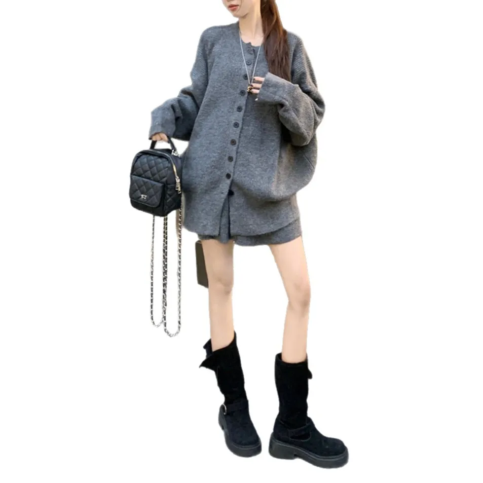 Retro Lazy Knitted Suit Women's Autumn and Winter Soft Glutinous Sweater Covers The Belly and Slimming Skirt Two-piece Set