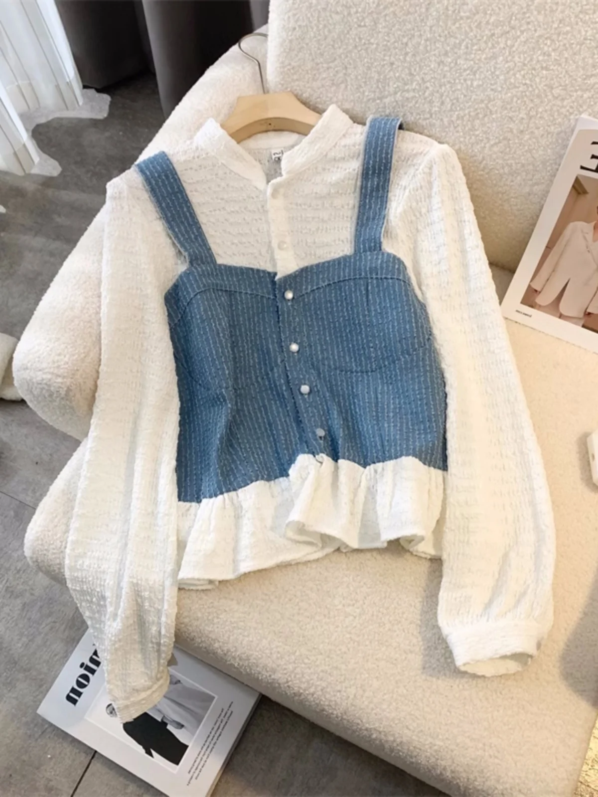

Fall 2026 Denim Patchwork False Two-Piece Shirt Women's Design Long Sleeve Top French Style High Waist Short Length Butt...