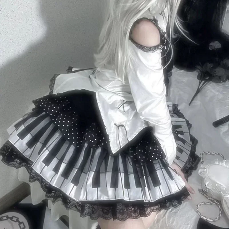 2024 japanischer Punk Gothic Lolita Kawaii Kuchenrock Retro Klaviertaste Welle Punkt Spitzenrock Schwarz Weiß Fee Grunge Y2k Damenröcke