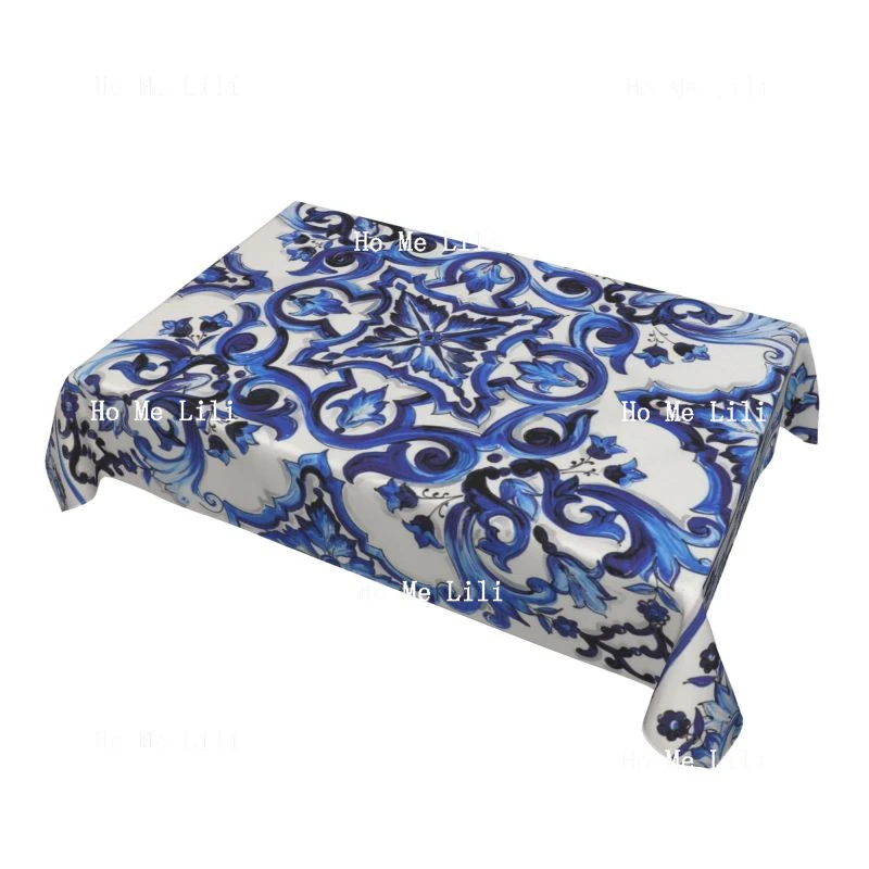 Blue And White Classic Floral Curves Tablecloth