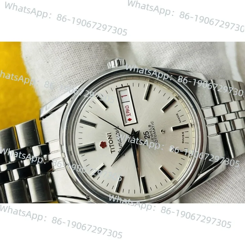 

Stock Plum Blossom King 309 Double Calendar Fully Automatic Mechanical Waterproof Men's Antique Watch Used