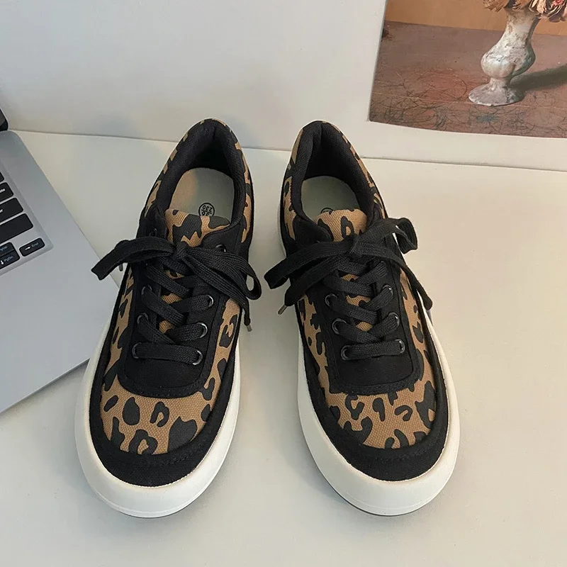 Women Sneakers Leopard Print Canvas Woman Shoes Casual Skateboard Shoes Spring Autumn Shallow Platform Vulcanized Shoes Female