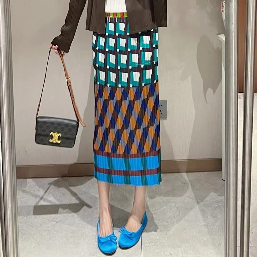 2026 Spring/Summer Women Color Blocked Half Skirt with Wave Geometric Printing Elastic Casual Daily Office High Waisted Skirt