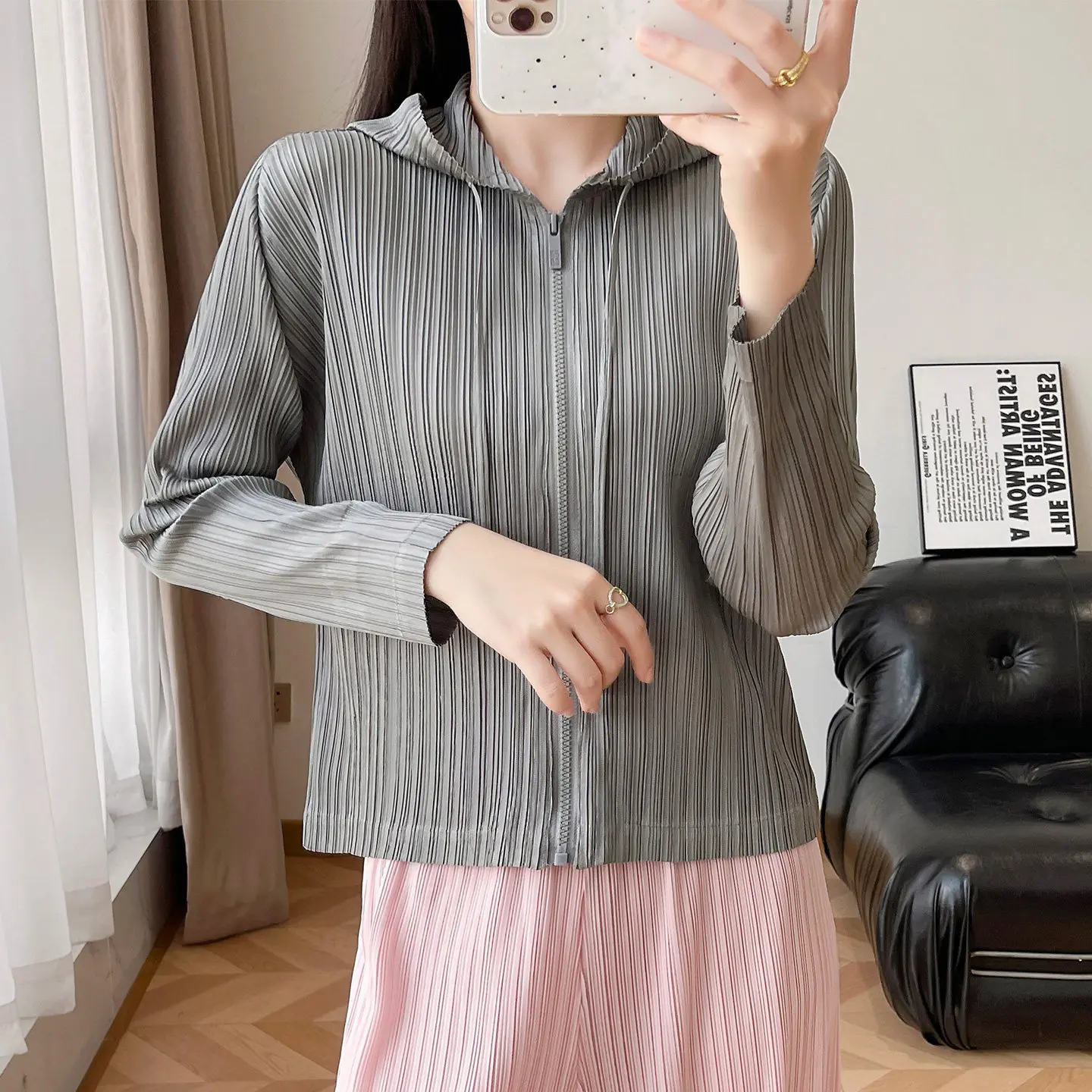Miyake Pleated Jacket 2026 Autumn New Long Sleeve Double Zipper Cardigan Solid Color Women's Lightweight Draped Stretch Hoodie