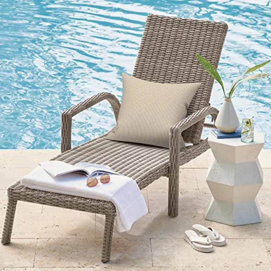 Pack of 2 Waterproof Outdoor Pillow serts, Square Patio Decorative Throw Pillow for Home, Sofa, Bench and Patio Furniture