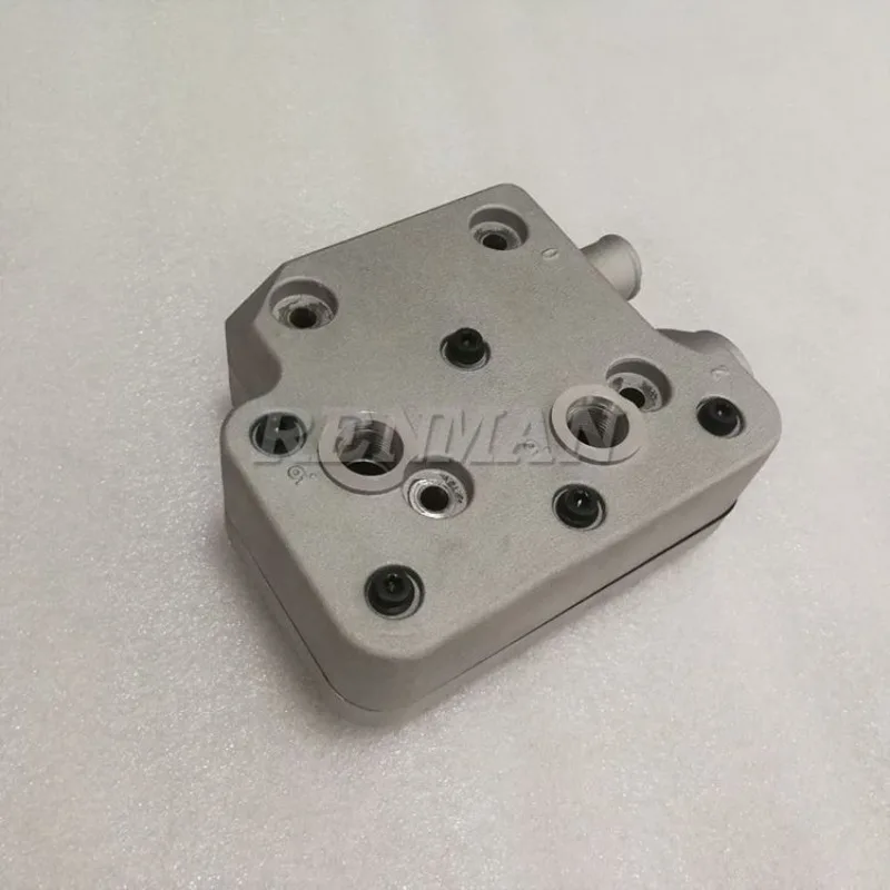 Repair Kit for Cummins QSX15 Air Compressor Cylinder Head 3800820 Construction Machinery Engine Pump Cylinder Head