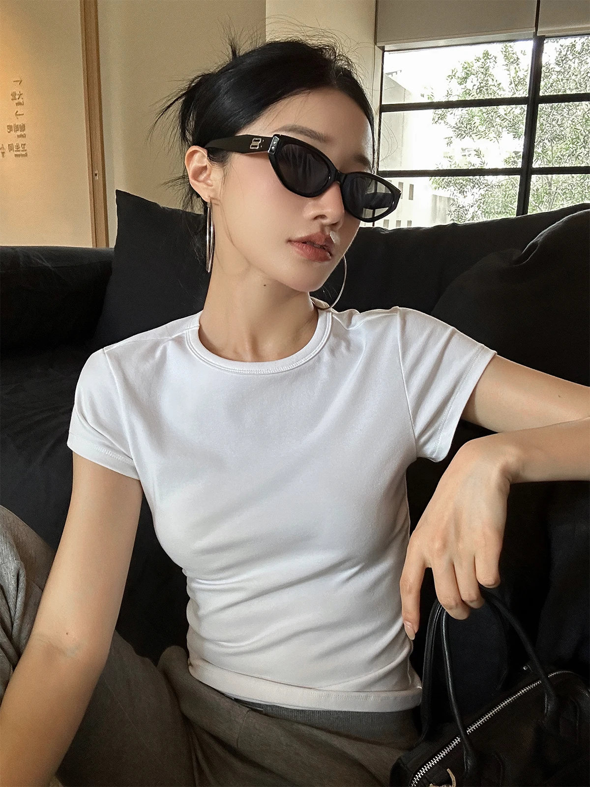 

Легкая женская футболка из смесового хлопка для весны, лета и осени, повседневная, приталенная, с воротником-стойкой