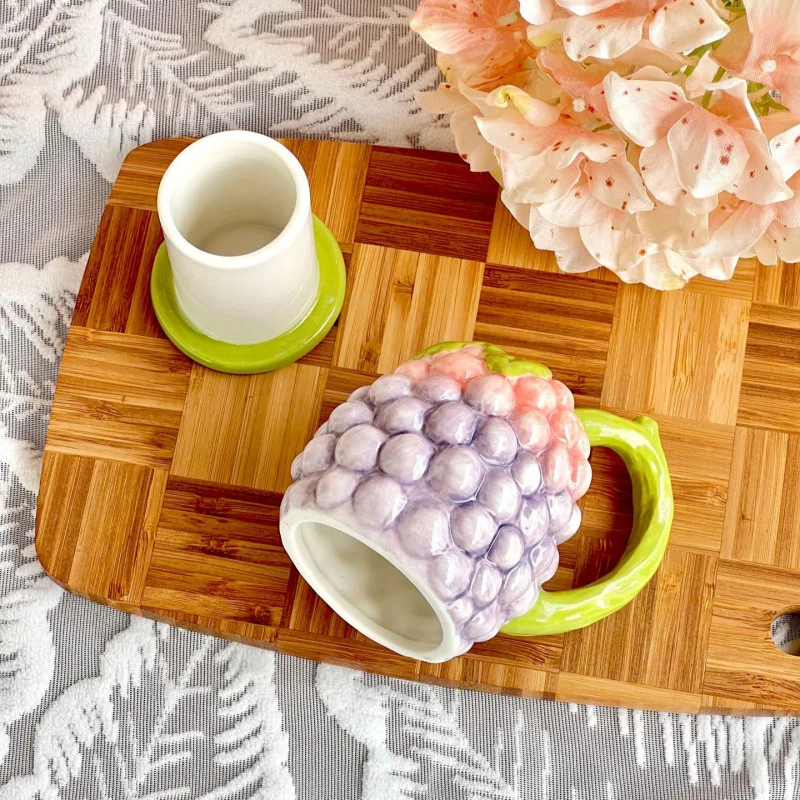 Ceramic Portuguese Toothpick Holder High-end Multifunctional Storage Tube for Home Use Portable Grape-shaped Toothpick Container