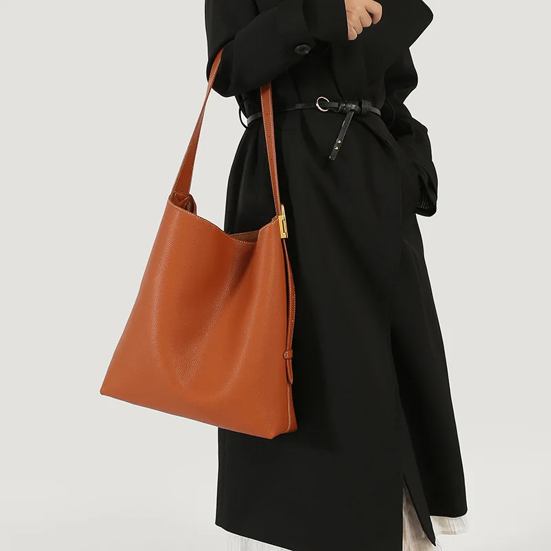 

2025 популярная женская большая сумка на плечо, ведро большой вместимости, ленивый ветер, подмышки, мягкая кожаная портативная пригородная сумка