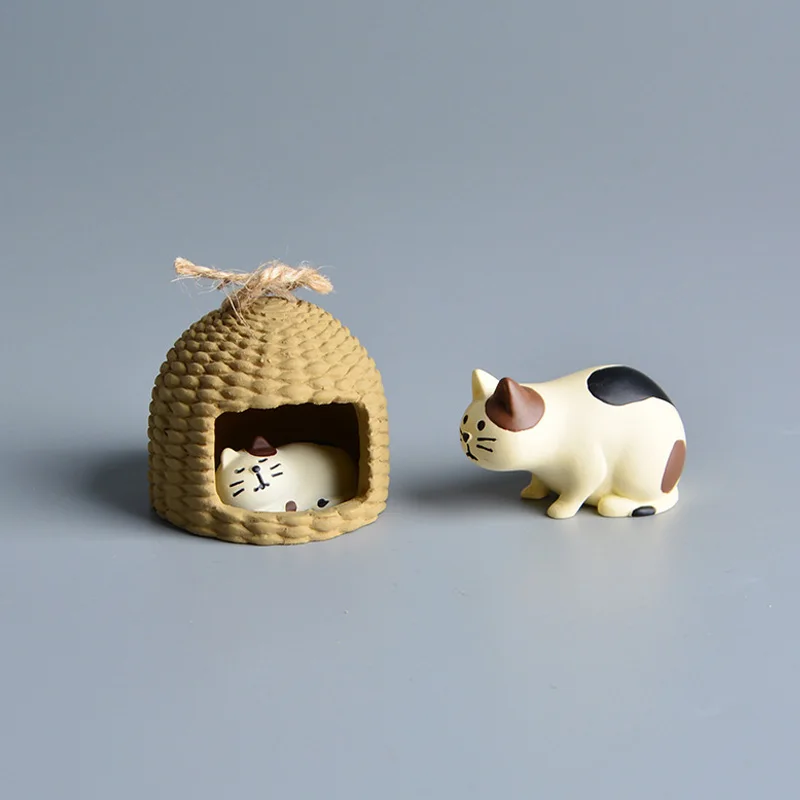 Japanese Cute Resin Miniatures Figures Toys Simulation Cats Nest Mini Desktop Ornament Craft Home Decoration Kids Christmas Gift