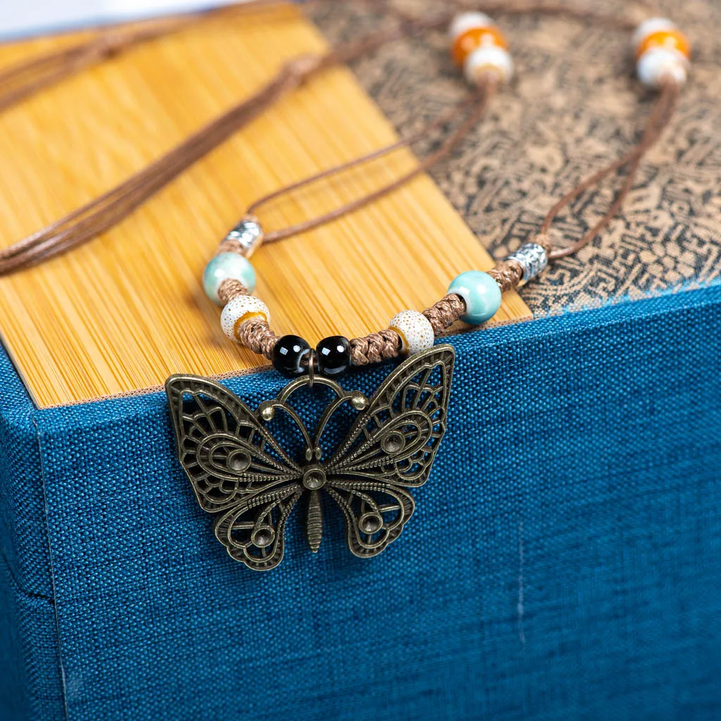 Vintage Bohemian Ethnic Style Handmade Braided Butterfly Necklace, Ceramic and Alloy Materials 2X839C