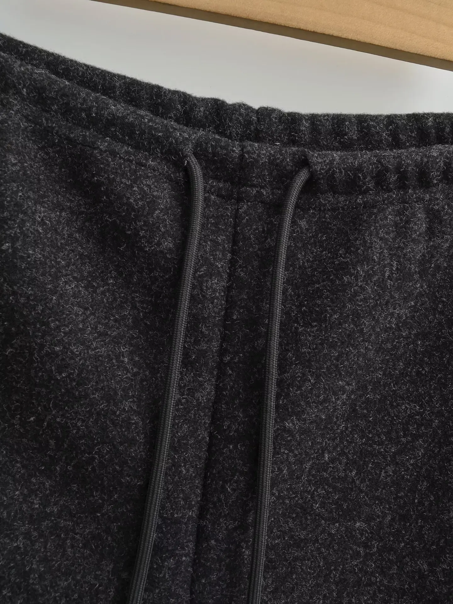 アメリカの秋冬ウールカジュアルパンツ2025新作ハイウエスト、スリム、ゆったり、万能なストレートワイドパンツ