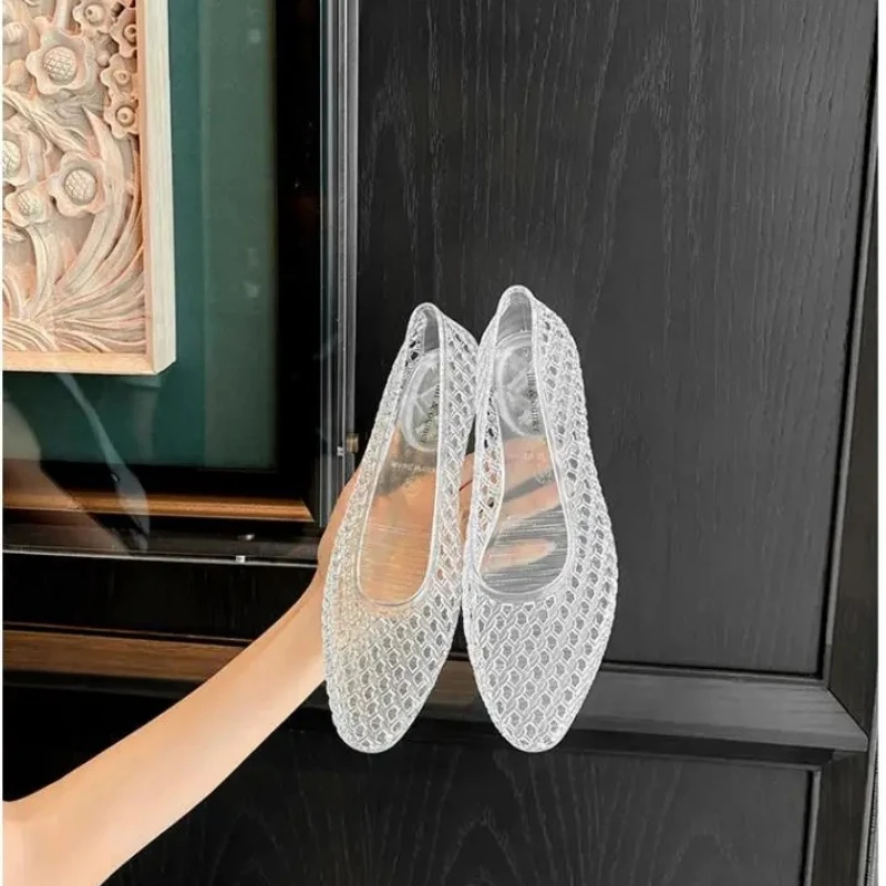 

Korean Crystal Women's Jelly Shoes Adult Girls Pointed Shallow Mouth Single Shoe Summer Ladies Beach Hollow low heel Sandals